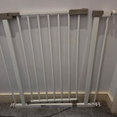 Safety gate