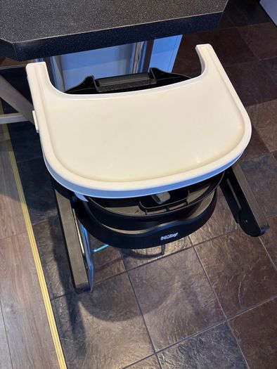Nuby table booster seat with removable tray