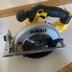 dewalt skill saw