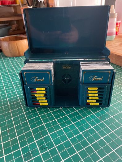 Vintage Trivial Pursuit Pocket Edition Compact Boxed Travel Set Tonka 1991 Rare