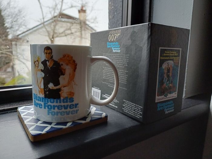 James Bond 007 Special Edition Mugs