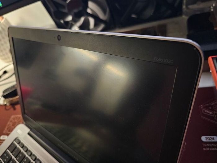 HP Folio 1020 G1