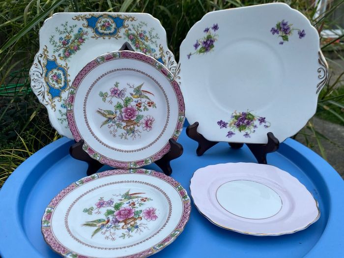 Six mismatched pretty plates/dishes