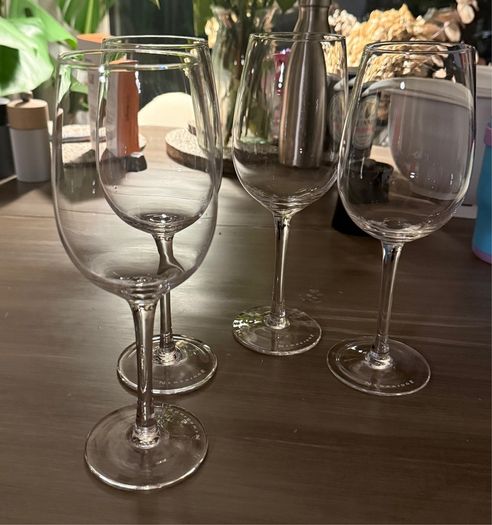 Set of 4 Newbridge Wine Glasses