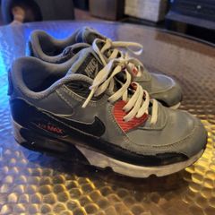 Kids Nike Air Max size 33