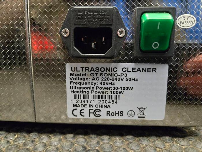 Ultrasonic cleaner