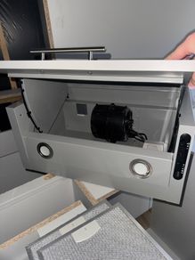 Integrated extractor fan