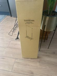 clothes rail
