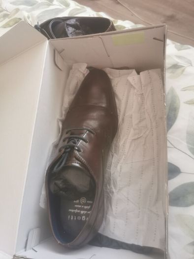men's shoes