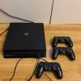 Sony PlayStation 4 (PS4) 500GB 3 Original Controllers Image 2