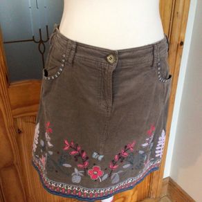 White Stuff Pin Cord Pencil Skirt size 12 includes postage