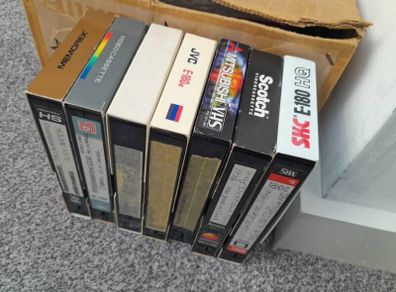 7 Re-recordable VHS Cassettes, Recording Video Tapes. JVC, SCOTCH, PHILIPS, FUJI, MEMOREX.