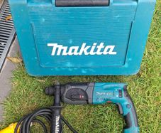Makita drill-breaker