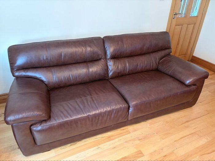 Leather Sofa Suite
