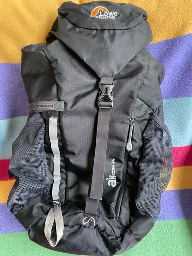 Lowe Alpine Airzone 35 hiking backpack