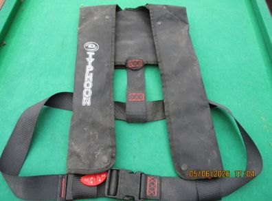 Adult Self Inflating Life Vest