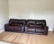 2 x Couches, Free