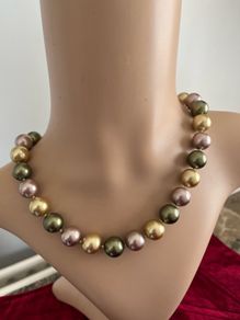 DeWan pearl necklace