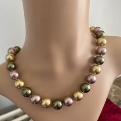 DeWan pearl necklace