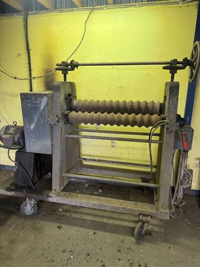 Corrugated roller