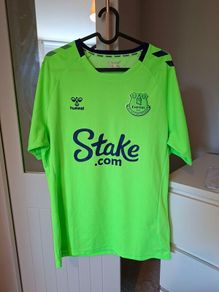 Everton training top