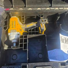 dewalt dcf892 impact gun