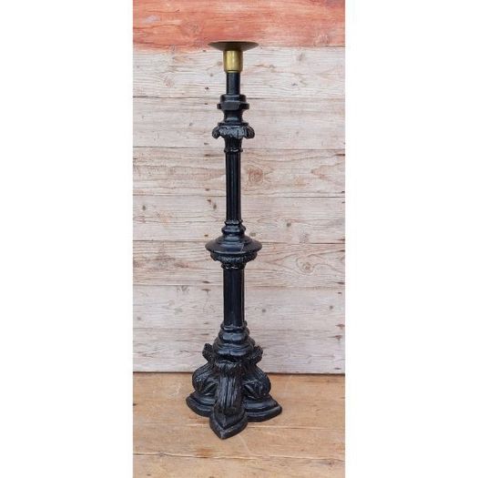 Wooden Freestanding Candle Holder  KAS239