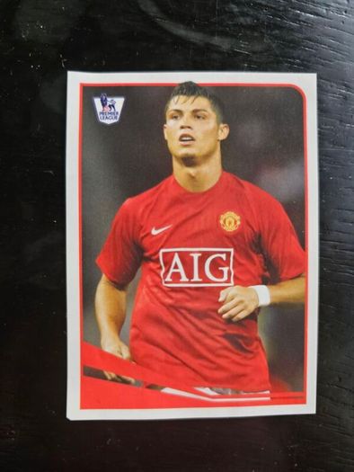 1700+ Football Cards Collection