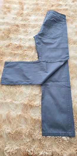 Calvin Klein chinos - 100% cotton size 31"W 30"L