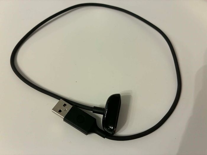 Magnetic USB Charging Cable for Fitbit Charge 5 / Charge 6 / Fitbit Luxe