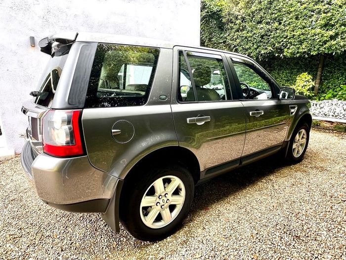 Land Rover Freelander 2011