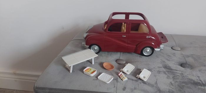 Sylvanian family cottage