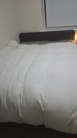 Kingsize bed