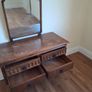Dressing Table with Mirror Image 4
