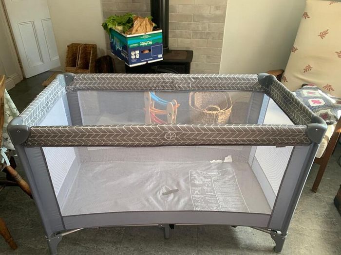Travel cot and foam mattress