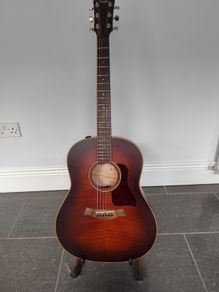 Taylor acoustic AD27E Flametop