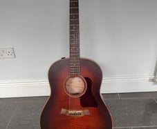 Taylor acoustic AD27E Flametop