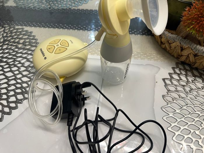 Breast pump
