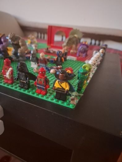 Lego and Lego Table