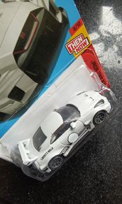 Hot Wheels Nissan G T R New On Card