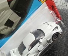 Hot Wheels Nissan G T R New On Card