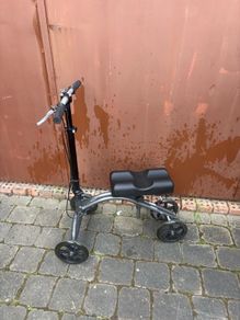 knee walker