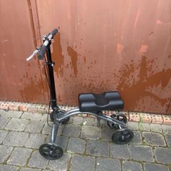 knee walker