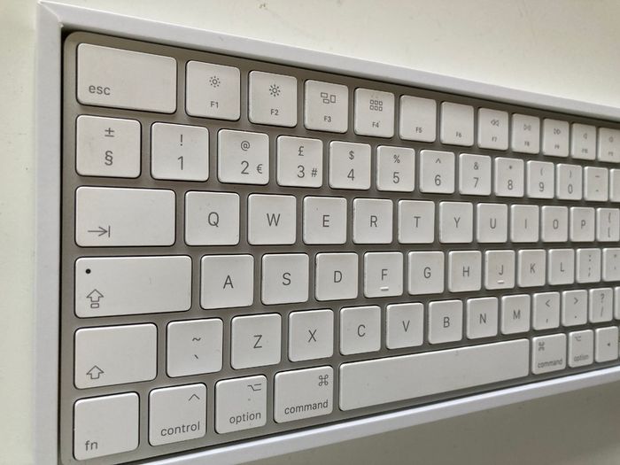 Apple Magic Keyboard 2 and Magic Mouse 2