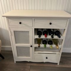 Solid wood wine cabinet