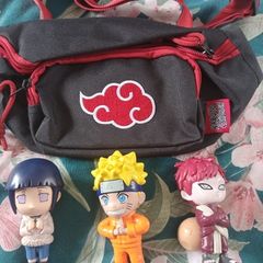 naruto figures and bag