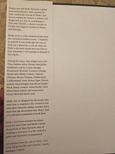 Molly's Style Icons. By Molly Parmeter. Signed First Edition Large Volume Hardback With Dustjacket In Good Condition.  See Photos For Same.