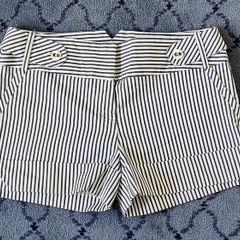Selection of Ladies Short City Shorts Size 8