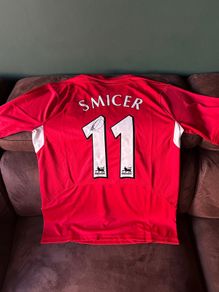 Smicer signed Liverpool jersey