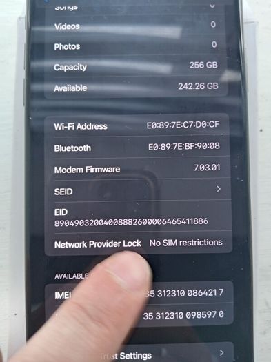 iphone Xs max and smartwatch